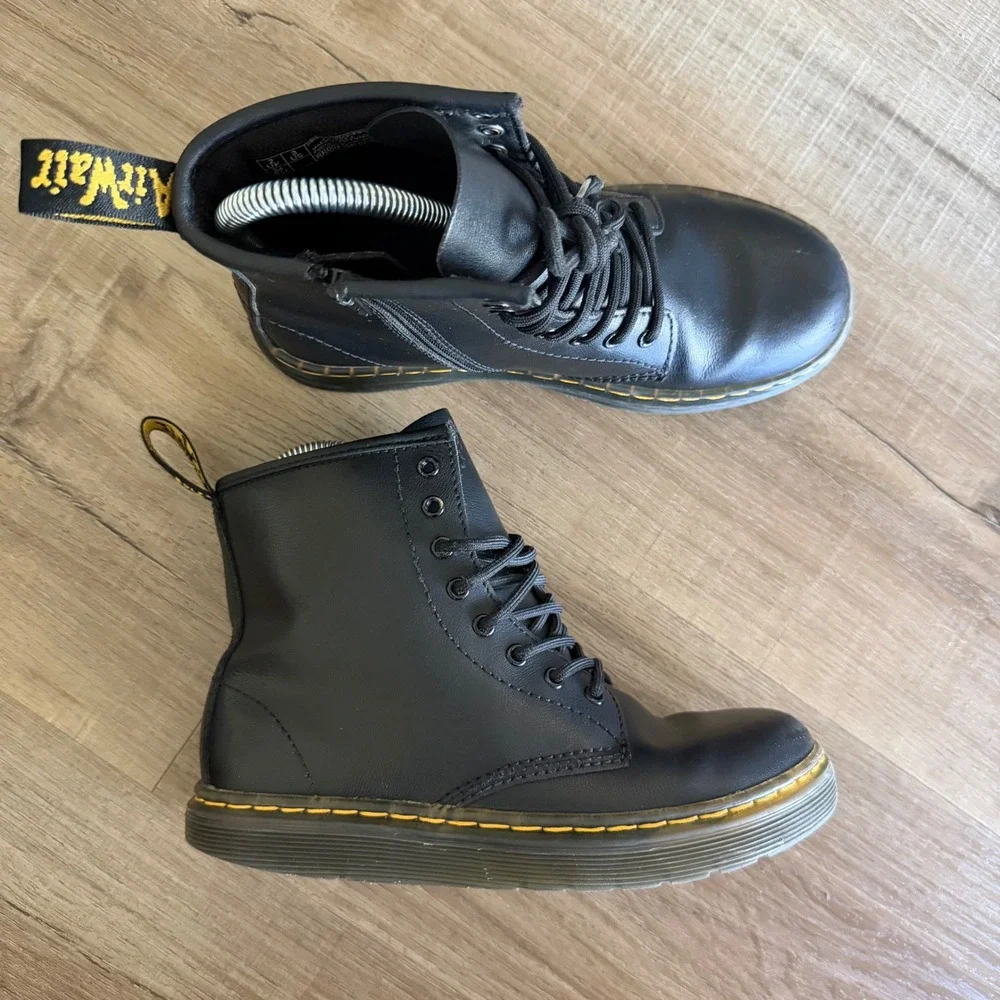 Dr. Martens Kids Zavala J Black Leather Lace Up Side Zip Combat Boots Size 3 US